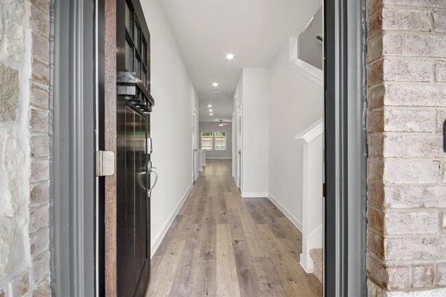 Photo - 7922 Alset Dr