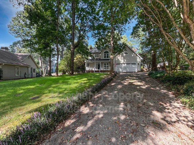 Photo - 7 Waxwing Ct