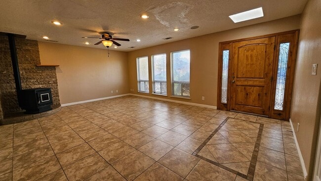 Photo - 3 Bed 2 Bath