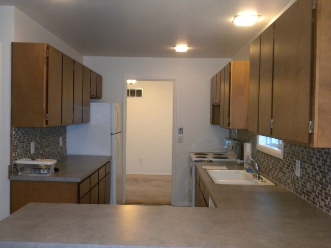 Photo - Oversized (@ whopping 2,600+ Sq. Ft.), Beautifully Charming 3-Bed, 2-Bath Home in Wenatchee!!