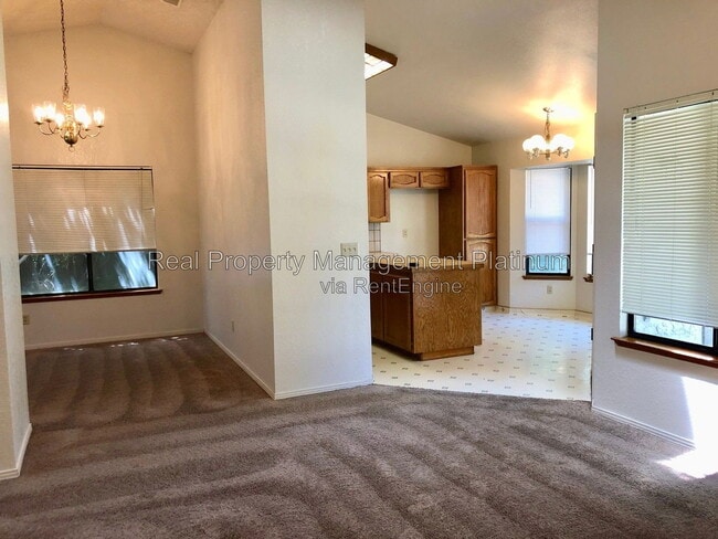 Photo - 6425 N Arthur Ave