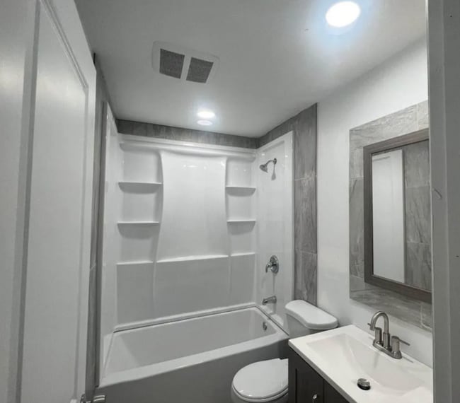 Carmen Ave - Fourplex
