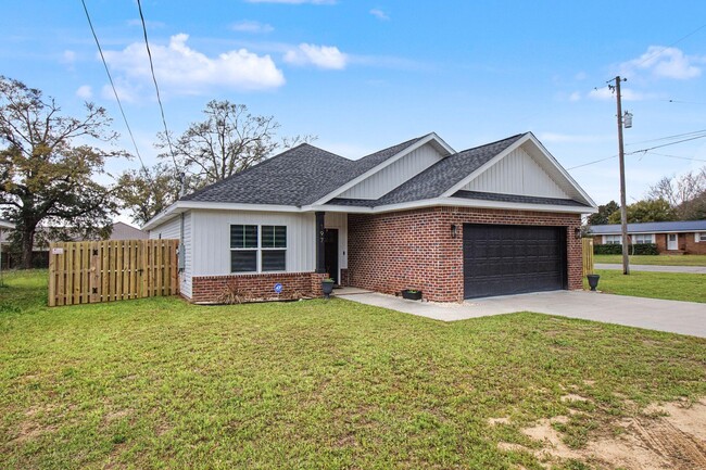 Photo - 197 W 1st Ave