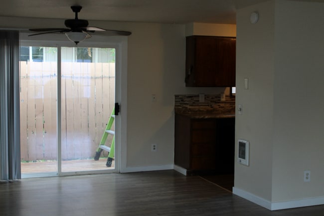 Photo - 10915 SW Hall Blvd Unit 1