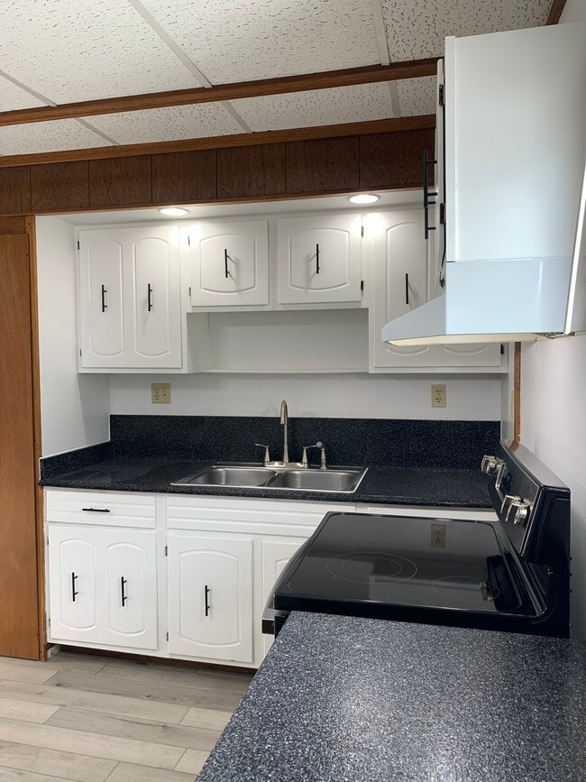 Photo - 1420 Maricopa Dr Unit Available