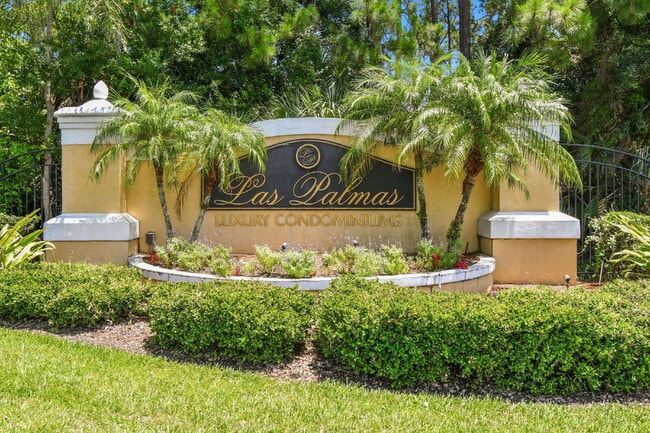 Photo - Las Palmas! 2 Bedroom | 2 Bathroom | Garage! Unit 117