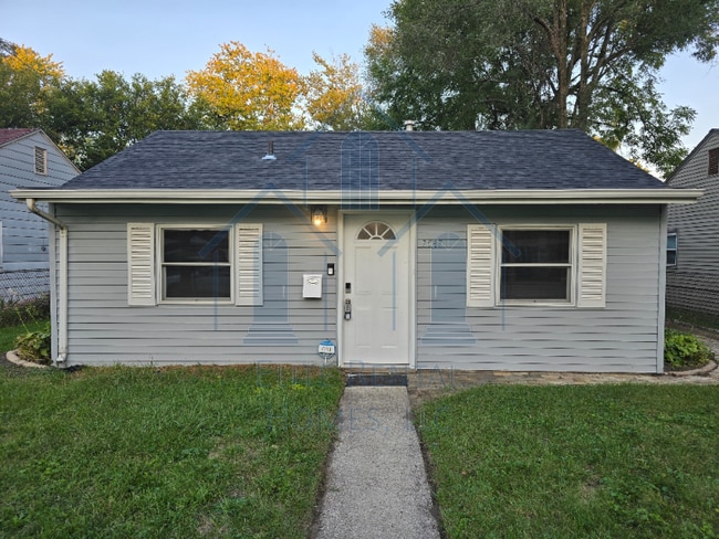 Photo - 7537 Birch Ave