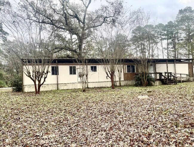 Photo - 933 S Pine Lake Rd