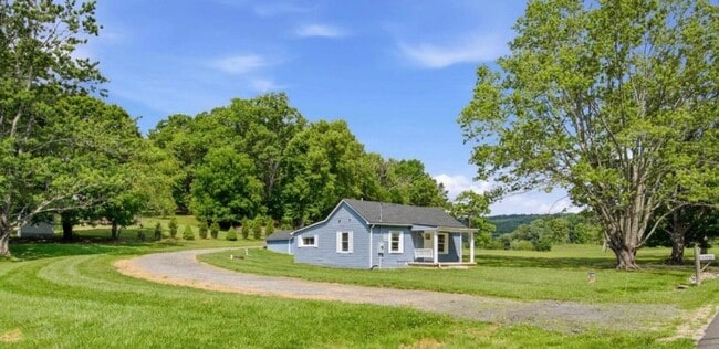 1752 Mt Tabor Rd