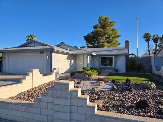 6413 W Roy Rogers Dr