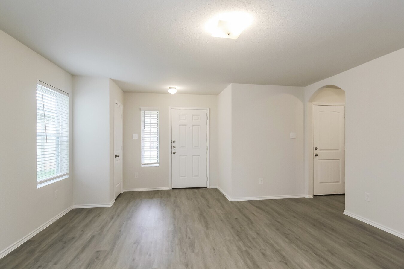 Photo - 325 Shelby Meadow Dr