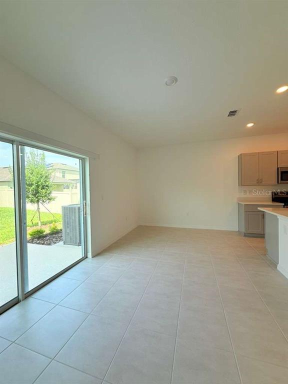 Photo - 2553 Penguin Blvd