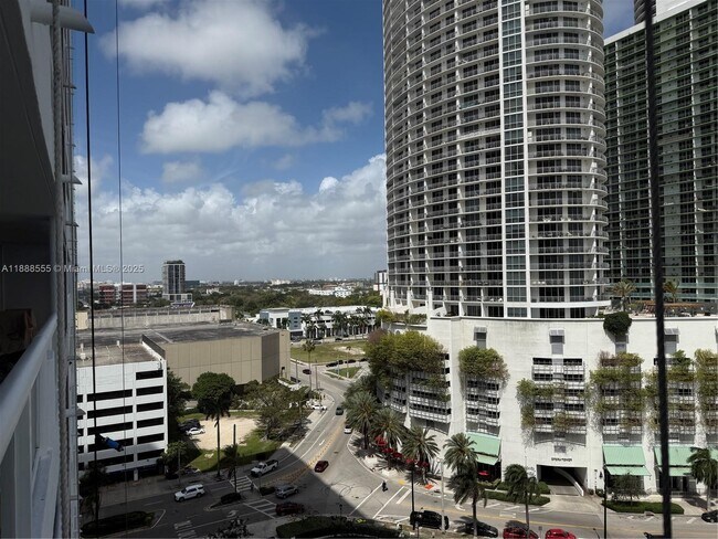 Photo - 1717 N Bayshore Dr Unit A-1639