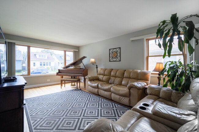 Photo - 6500 W Raven St