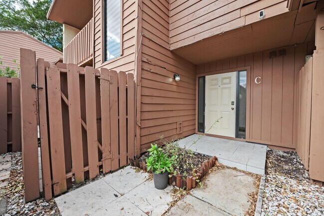 Photo - 6187 Laurel Ln