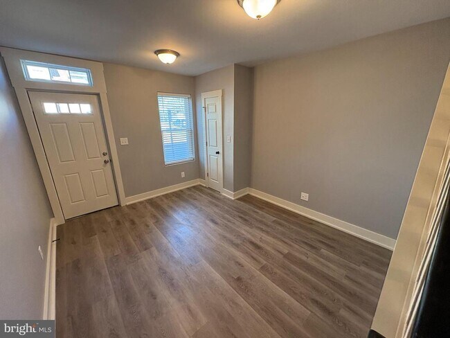 Photo - 1224 Green St