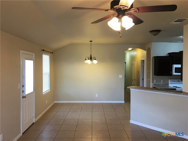 Photo - 1304 Cavalry Ln