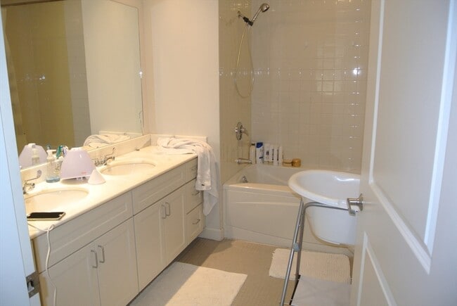 Photo - 163 Chestnut Hill Ave Unit 202