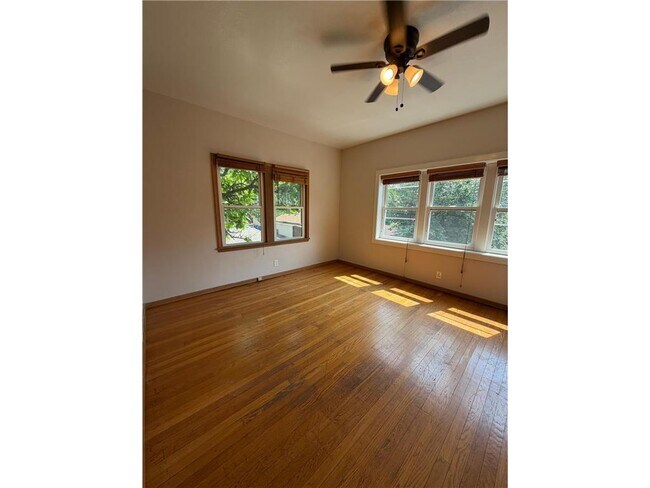 Photo - 2176 W Dayton Ave Unit 8
