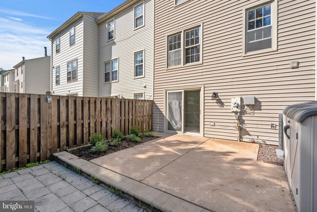 Photo - 5503 Akridge Ct Townhome