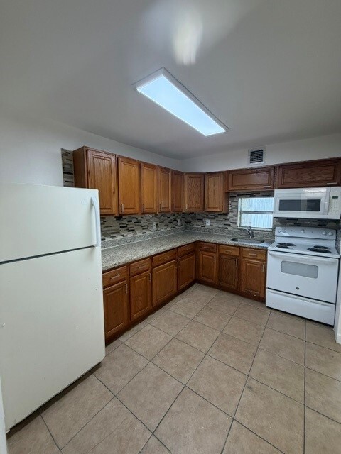 430 Roseland Dr Unit 3