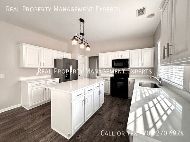 18124 Harbor Mist Rd