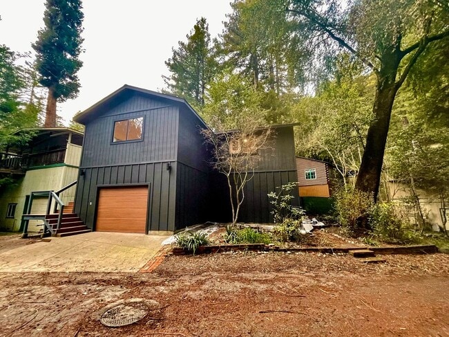 Photo - 14229 Laurel Rd
