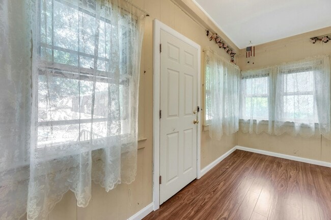 Photo - 31 Chestnut St