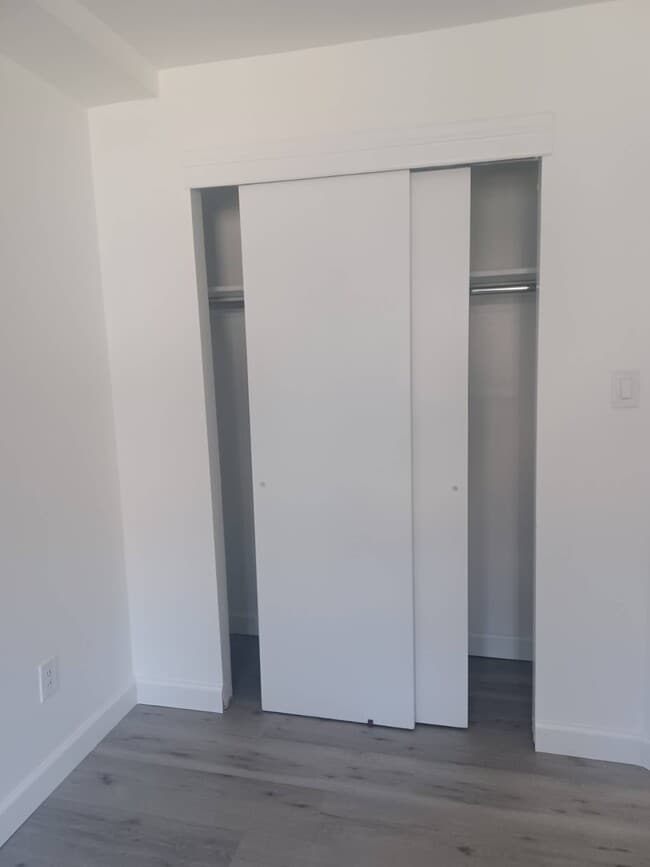 Photo - 156-14-156-78 78th St