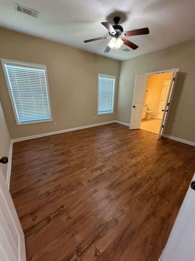Photo - Charming 3 bedroom 2 bath home available now