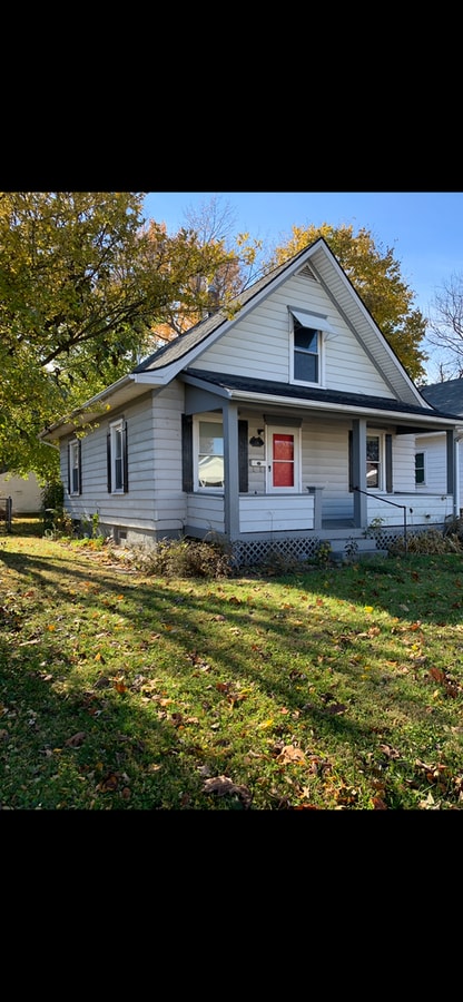 Welcome home to this 3bdr, 1 bath home for rent! - Welcome home to this 3bdr, 1 bath home for rent!