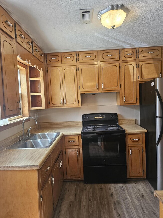 Photo - 403 Catawba Rd