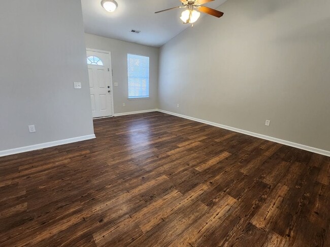 Photo - Goldfinch Unit B