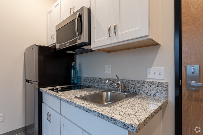 Studio, 1BA - 260 SF