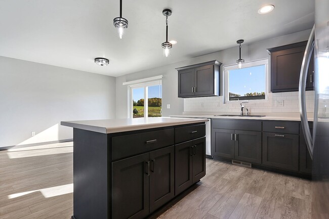 Photo - Diversity Duplex Unit 635 Diversity