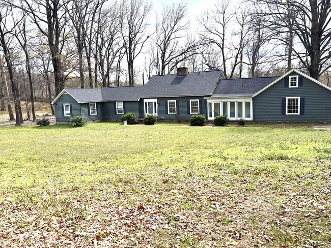 Photo - 234 Lackey Ln