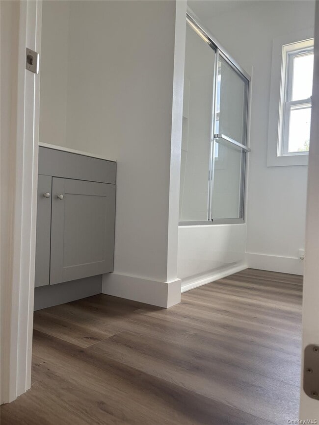 Photo - 6 Sharon Station Rd