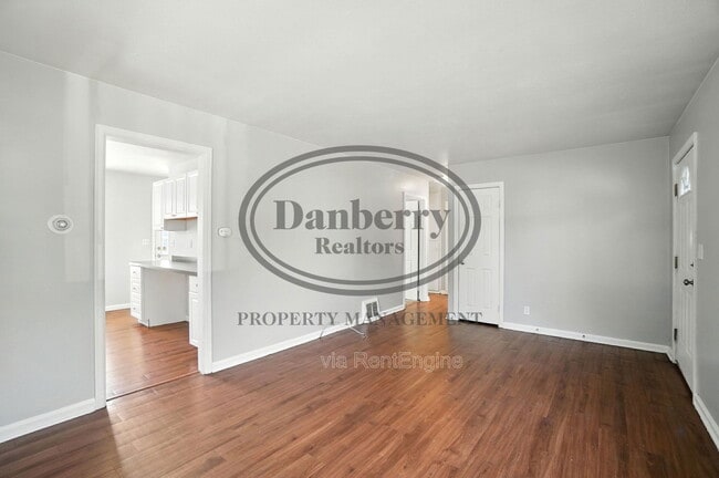 Photo - 1126 Searles Rd