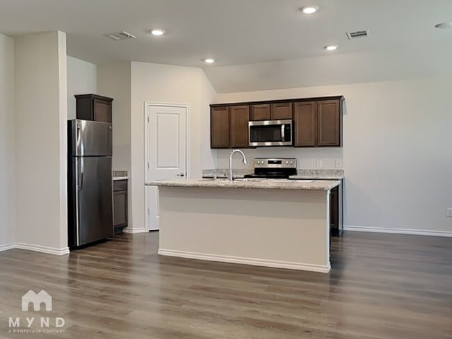 Photo - 3008 Aberdeen Dr