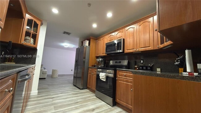 Photo - 1001 SW 98th Ave