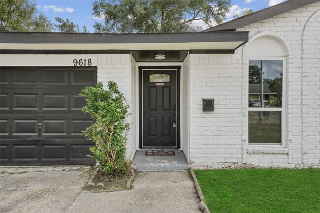 Photo - 9618 Glenwood Forest Dr