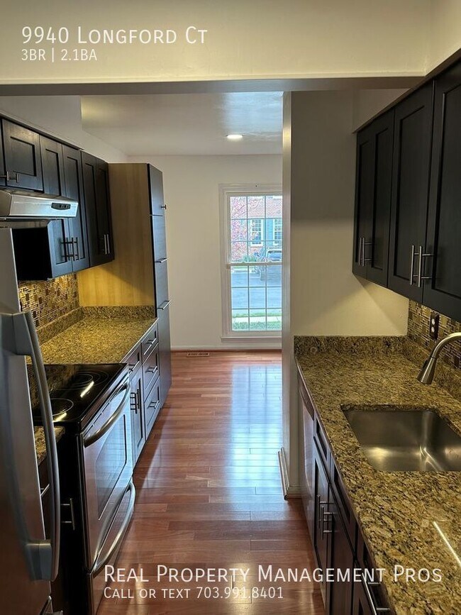 Qualify for a zero deposit? Oakton HS Pyramid Townhome Townhome