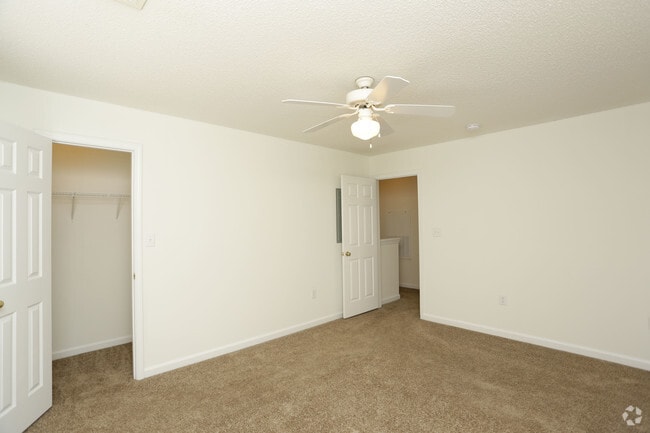 Photo - Stone Creek Apartments