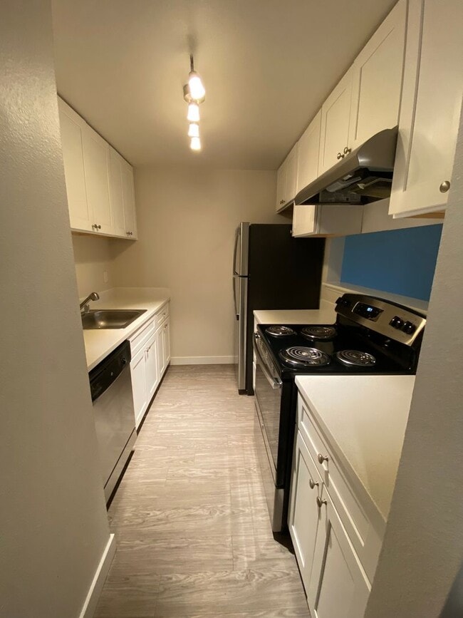 Bayview East Apartments