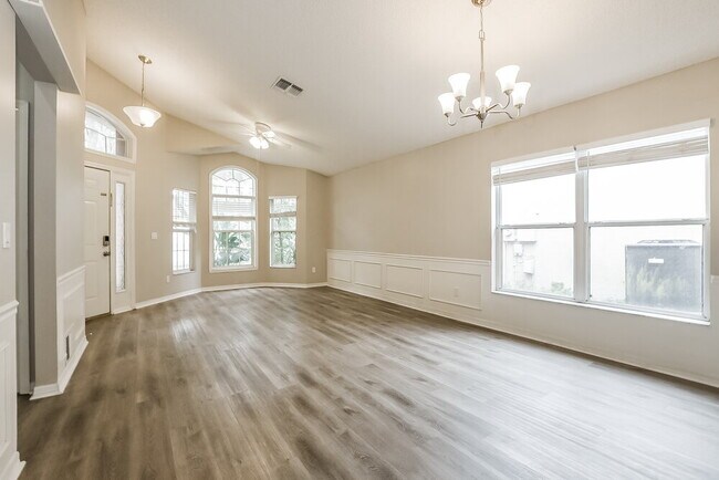 Photo - 15849 Green Cove Blvd