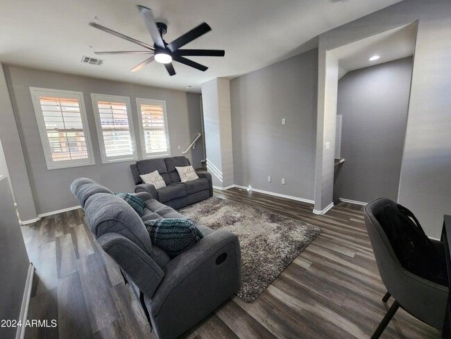 Photo - 1822 N 77th Glen