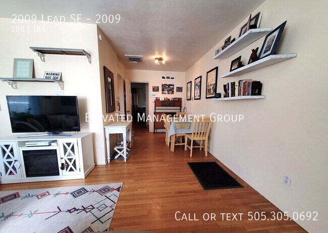 Photo - 2009 Lead Ave SE Unit 2009