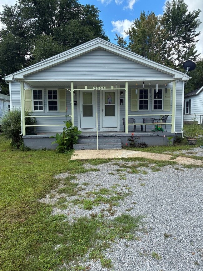 Building Photo - 2507 Florence St Unit 2507 Florence St., A