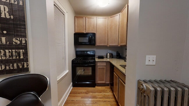 Photo - 1931 Grove Ave Unidad 201