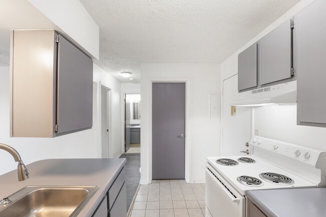 Photo - Parkside Apartments